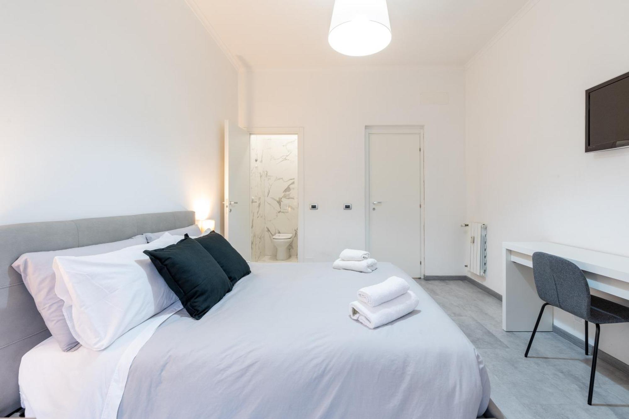 Amazing Apartment Near To Colosseo And Subway Ρώμη Εξωτερικό φωτογραφία